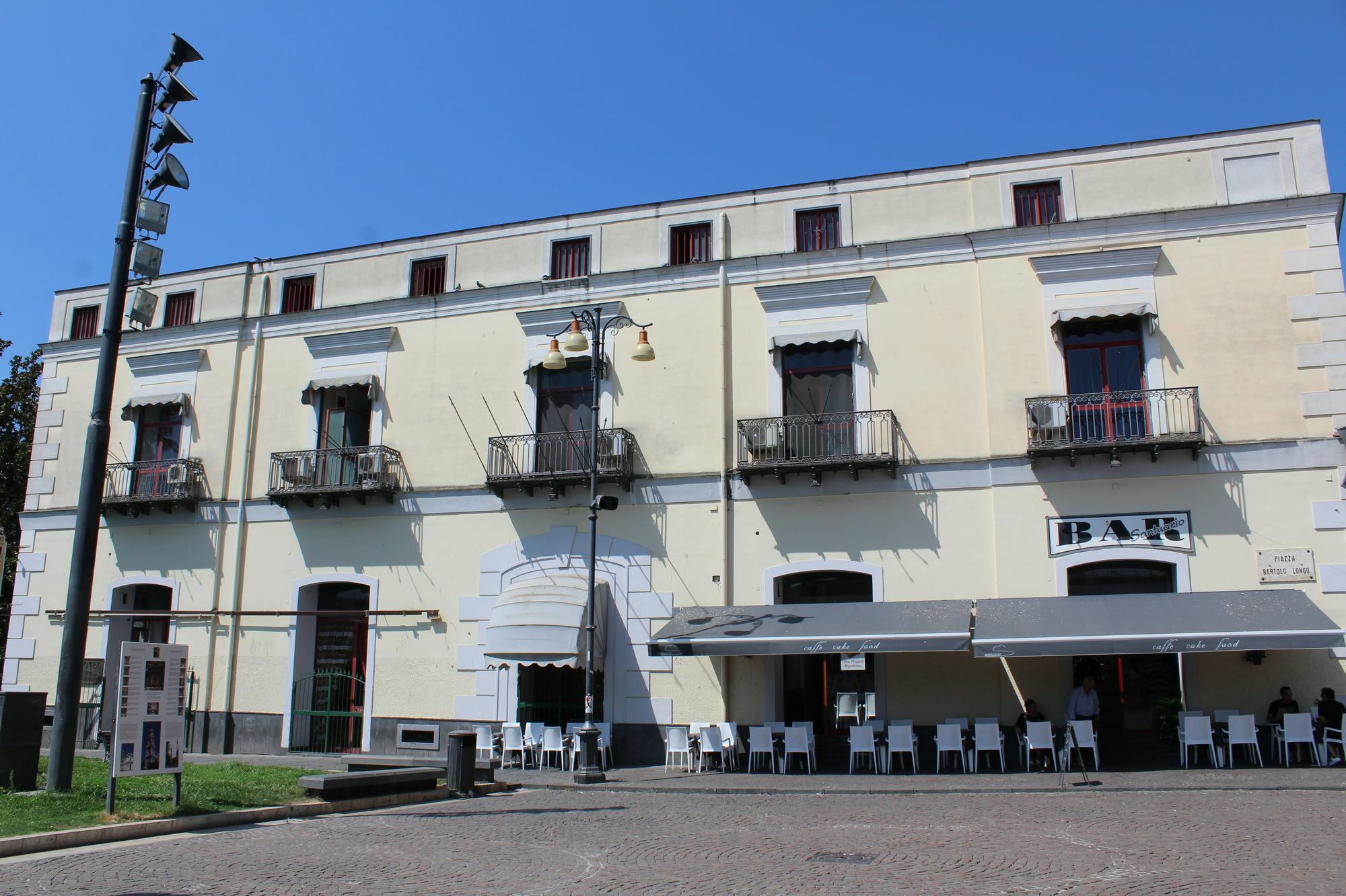 Hotel Il Santuario - Pompei Pompeji Exteriör bild